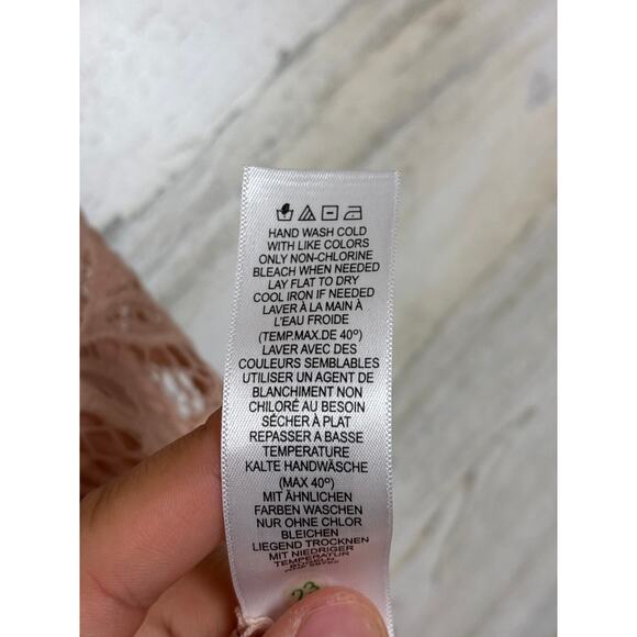 Adrianna Papell womens Large light pint lace top blouse boho short sleeve lined - Picture 5 of 5